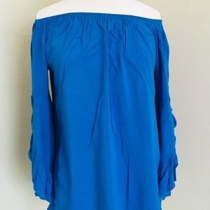 Off shoulder Elan Top